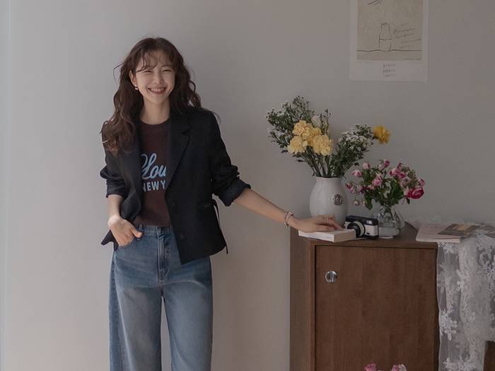 Forever Kids 正韓 好質感鈕扣刺繡 俐落半短西裝外套 【T69305】韓國代購