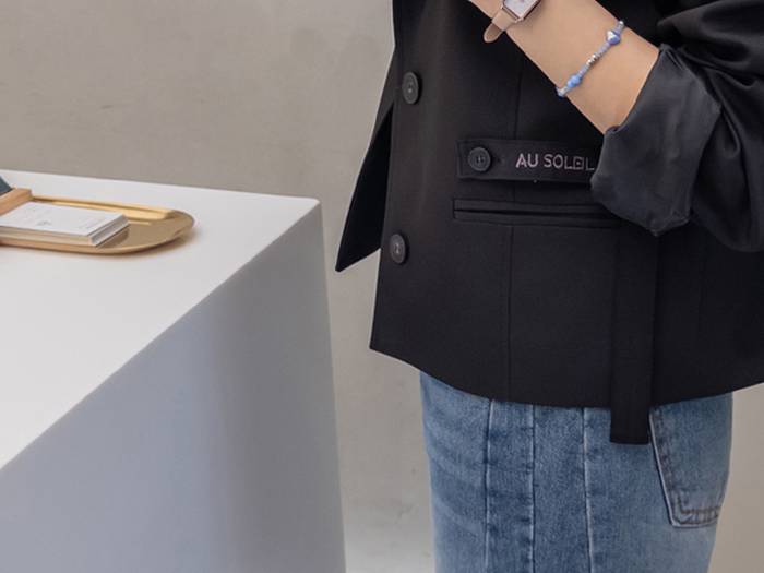 Forever Kids 正韓 好質感鈕扣刺繡 俐落半短西裝外套 【T69305】韓國代購