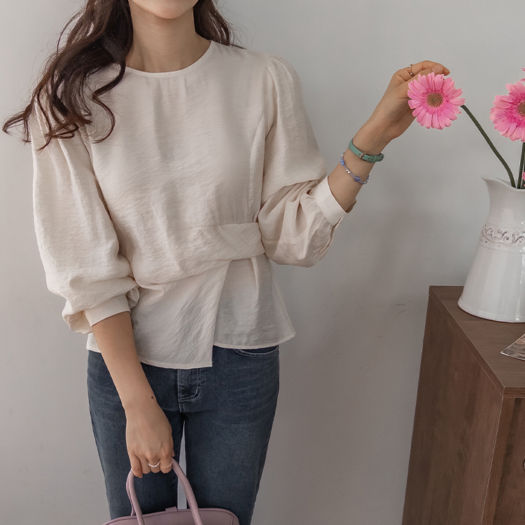 Forever Kids 正韓 優雅垂墜輕盈側抓褶 微泡泡袖襯衫【S69338】