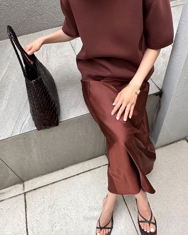 Forever Kids 正韓 光澤絲質感女人味長裙【D60406】