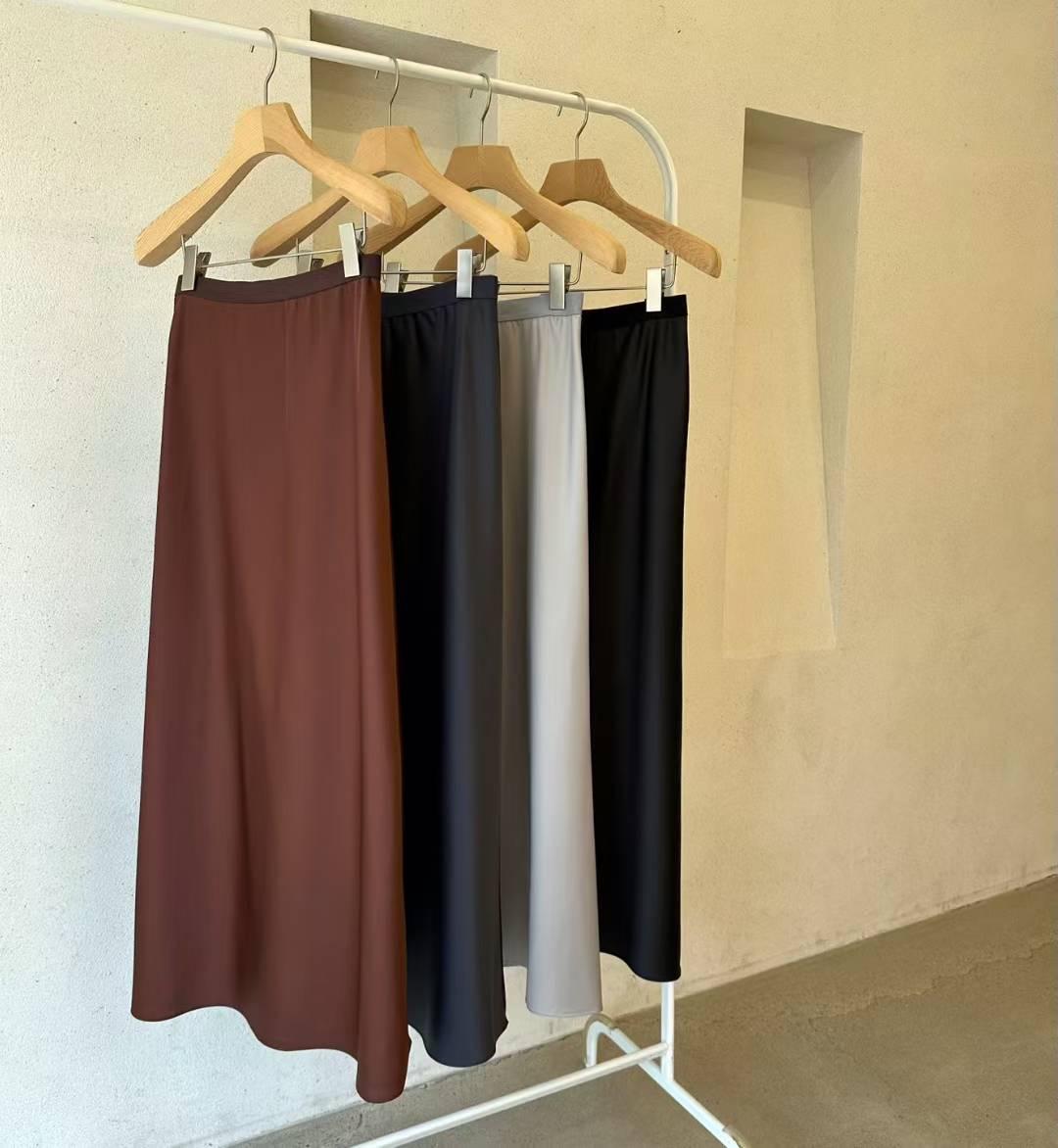 Forever Kids 正韓 光澤絲質感女人味長裙【D60406】