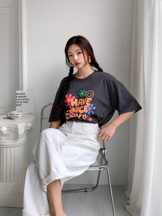 Forever Kids  正韓 彩色花朵寬鬆版 落肩休閒T【A55339】韓國代購