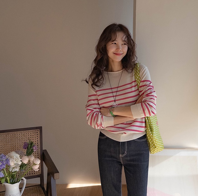 正韓  經典條紋配色 針織上衣【B74387】