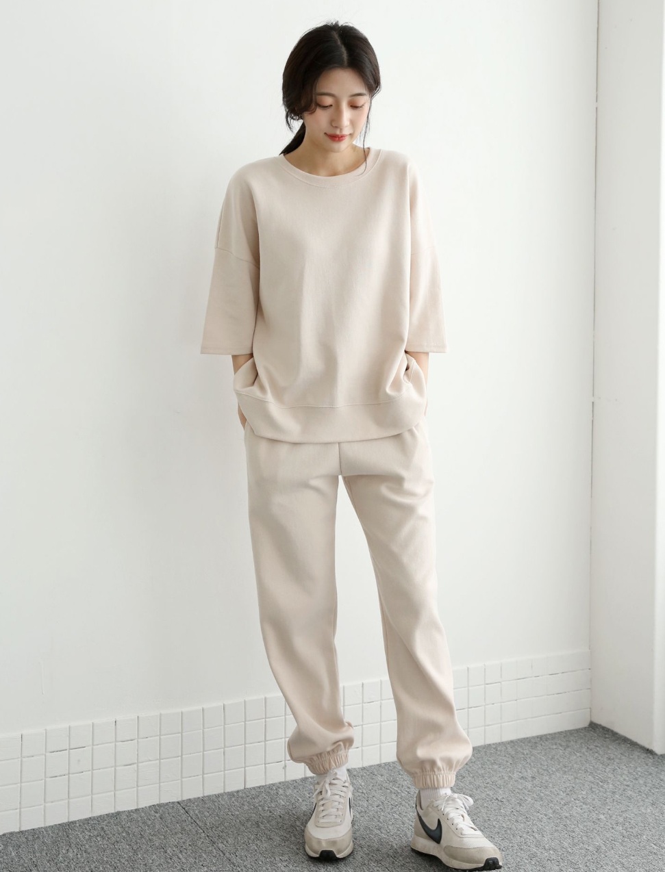 正韓 一套!落肩寬鬆T五分袖上衣+縮口褲 套裝運動【A75807】韓國代購