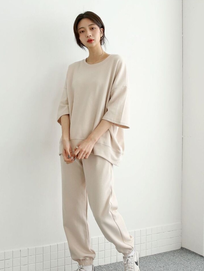 正韓 一套!落肩寬鬆T五分袖上衣+縮口褲 套裝運動【A75807】韓國代購