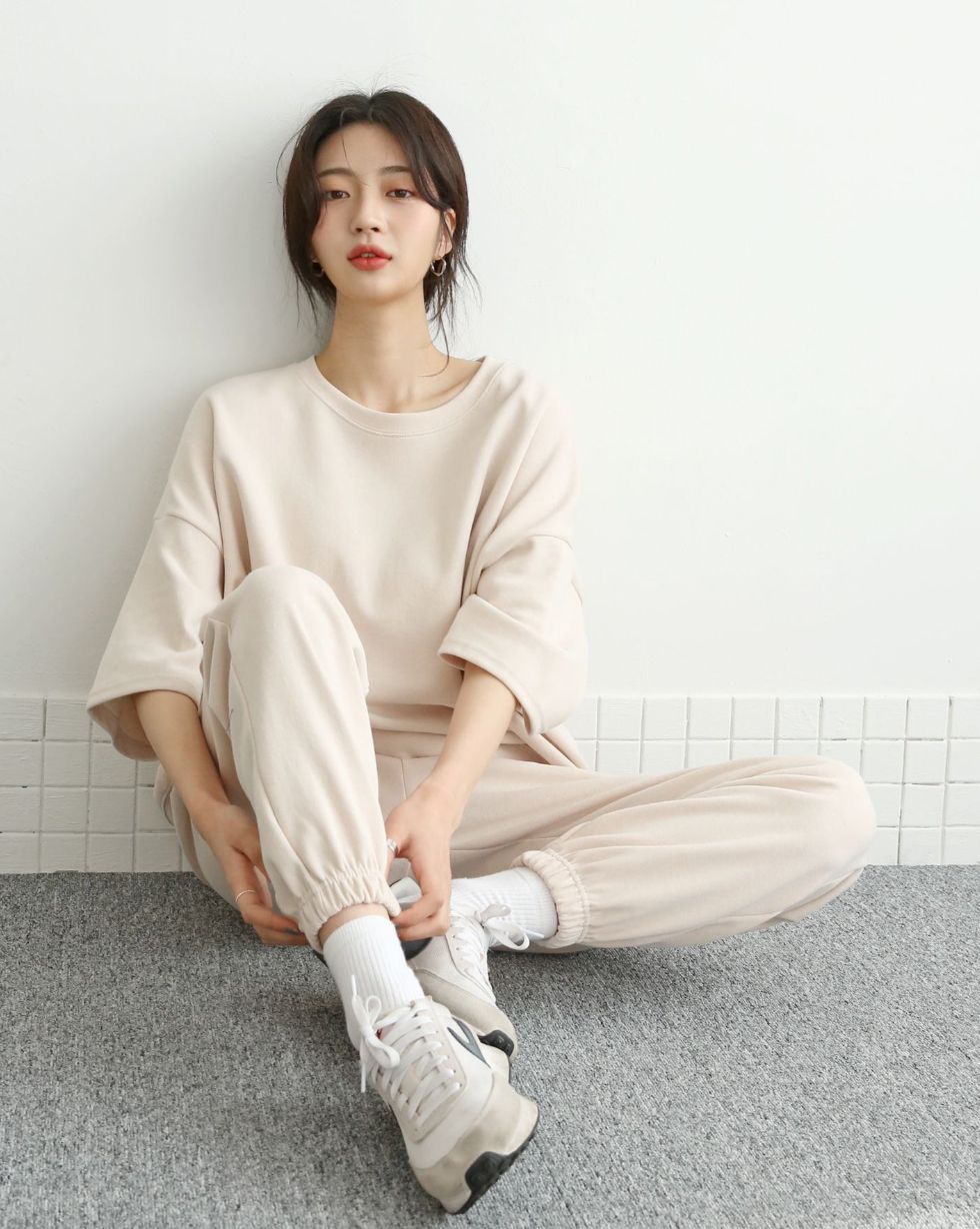 正韓 一套!落肩寬鬆T五分袖上衣+縮口褲 套裝運動【A75807】韓國代購